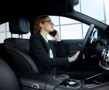 Službeni automobil i PDV tretman – korištenje vozila u privatne svrhe i obračun koristi